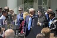 DC: President Trump hold a National Day of Prayer special ceremony