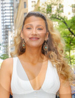 Blake Lively looks fabulous in a white gown, while arriving at the Late Night With Seth Meyers.