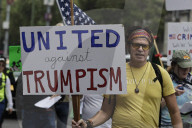 Mexico City: Americans in Mexico Anti-Trump March