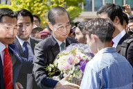 Han Duck-soo Holds Press Conference To Declare Presidential Run