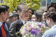 Han Duck-soo Holds Press Conference To Declare Presidential Run