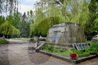 Exhumation of Soviet burials at Hill of Glory in Lviv 