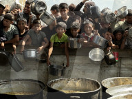 Israel-Hamas War 2025: Food Distribution in Gaza