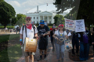 DC Activist Street Band plays outside White House