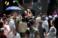 Tour Peak During May Day Holiday in Chongqing