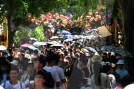 Tour Peak During May Day Holiday in Chongqing