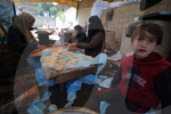 Gaza women bake bread in refugee camp