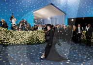 PEOPLE - Rihanna schwanger an der MET Gala 2025
