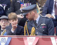 Die britische Königsfamilie bei den Feierlichkeiten zum 80. Jahrestag des VE-Days