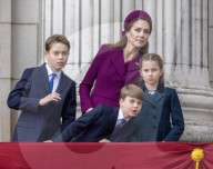 Die britische Königsfamilie bei den Feierlichkeiten zum 80. Jahrestag des VE-Days