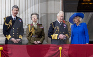 Die britische Königsfamilie bei den Feierlichkeiten zum 80. Jahrestag des VE-Days