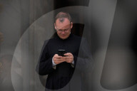 Vatican To Deactivate Cell Service During Conclave