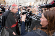 Vatican To Deactivate Cell Service During Conclave