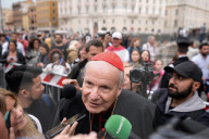 Vatican To Deactivate Cell Service During Conclave