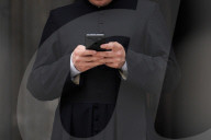 Vatican To Deactivate Cell Service During Conclave