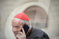 Vatican To Deactivate Cell Service During Conclave