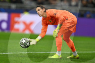 FUSSBALL - Yann Sommer in Aktion am Halbfinal-Rückspiel der UEFA Champions League 2024/25 zwischen Inter und Barcelona