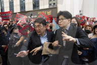 Han Dong-hoon Bids Farewell After Ending Presidential Campaign