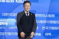 Lee Jae-myung Outlines Economic Vision At Policy Agreement Event