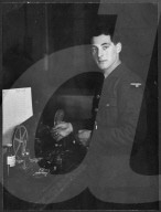 VE Day: Die Rolle der Frau in Kriegszeiten in Bildern des Women’s Auxiliary Air Force Corps der britischen Luftwaffe