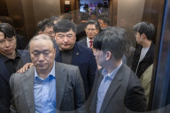Conservative Presidential Candidate Kim Moon-soo Claims Party Is Forcing Him To Merge With Independent Rival