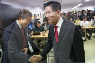 Conservative Presidential Candidate Kim Moon-soo Claims Party Is Forcing Him To Merge With Independent Rival