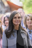 Queen Letizia Visits Permanent Book Fair 'Cuesta de Moyano'