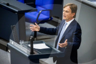 German Parliament elects New German Chancellor
