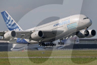 Airbus reactivates the A380 with several tests at Toulouse Blagnac Airport