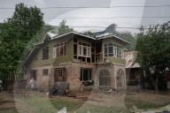 Cross Border Shelling Continues In Kashmir
