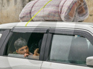 India Pakistan Conflict: Kashmiri People Flee