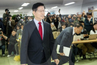 People Power Party Faces Turmoil As Leadership Moves To Replace Presidential Nominee Kim Moon-soo