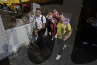 Jamaica Market Offers Large Flower Sale For Mother's Day In Mexico