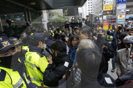 Kim Moon-soo Supporters Denounce Leadership Over Han Duck-soo’s Surprise Candidacy