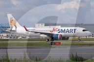 JetSMART A320-271NTaxi Check and RTO in Toulouse