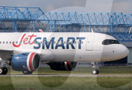 JetSMART A320-271NTaxi Check and RTO in Toulouse