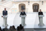 News conference of Ukrainian President and Coalition of Willing leaders in Kyiv