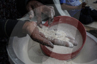 Flour and bread crisis in Gaza