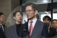 Kim Moon-soo Registers Candidacy After Turbulent Run-Up