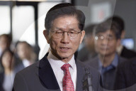 Kim Moon-soo Registers Candidacy After Turbulent Run-Up