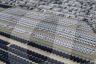 China April Vehicles Export