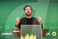 Press Conference With Felix Banaszak