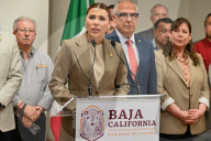 US Revokes Visas of Baja Governor And Her Husband