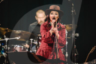 Sophie Zelmani live in Bern, Switzerland