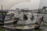 Daily Life In Buriganga River.