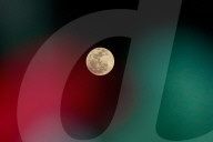 The Full Moon ‘Flower Moon’ Seen Over Mexico City