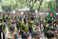 Hundreds Of Nursing Students Blocked A Shahbagh Intersection In Dhaka .