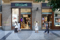 Douglas Cosmetics Storefront In Prague