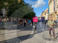 Food Couriers In Prague