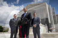 Supreme Court hears birthright citizenship arguments